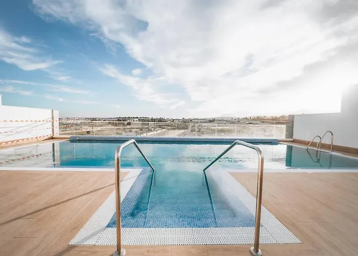 Lejlighed 2bdr New With Pool *